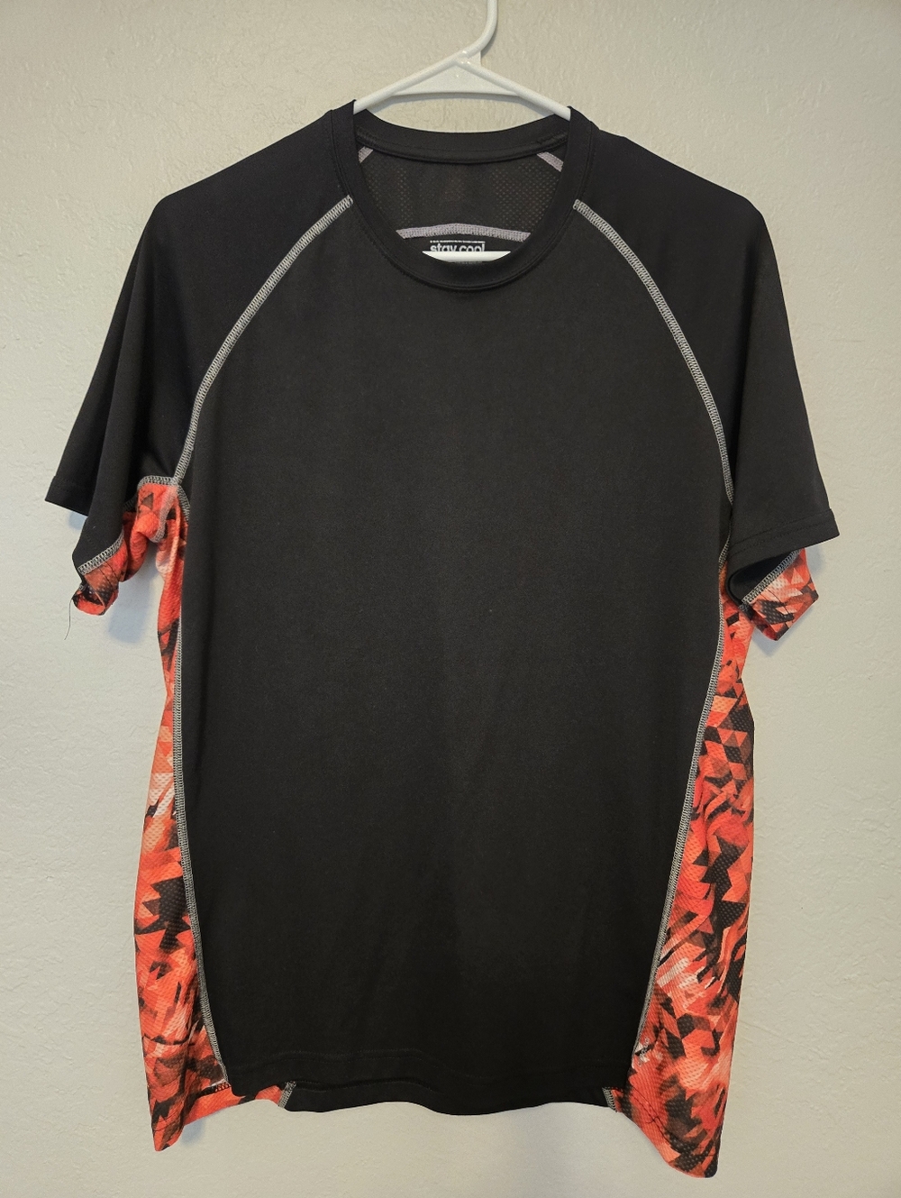 Adidas Men's Black Athletic Tee with Red Geo Side Panels, Size Large